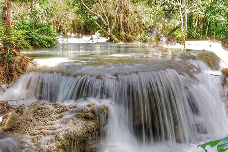 Air Terjun Kouang Si di Luang Prabang, Laos.