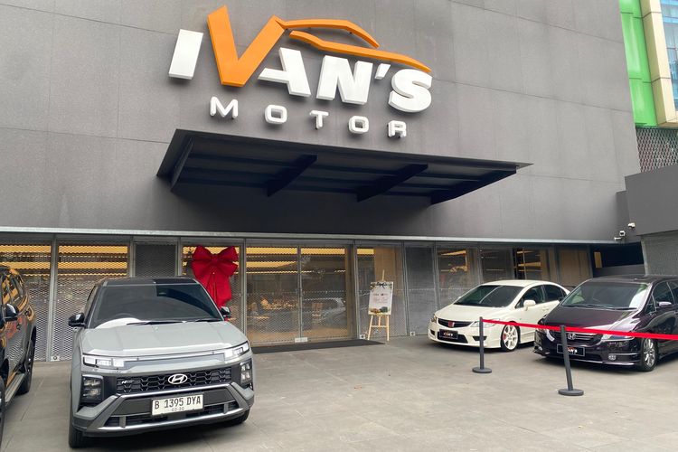Ivabs Motor Foto : Ivan's Motor: 25 Tahun dan 6 Mobil Impian untuk Kolektor Halaman 4