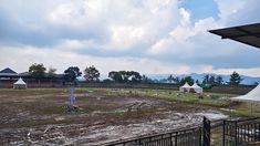 Potret Stadion Suryakencana Usai Konser Musik di Sukabumi, Rumput Coklat dan Penuh Lumpur