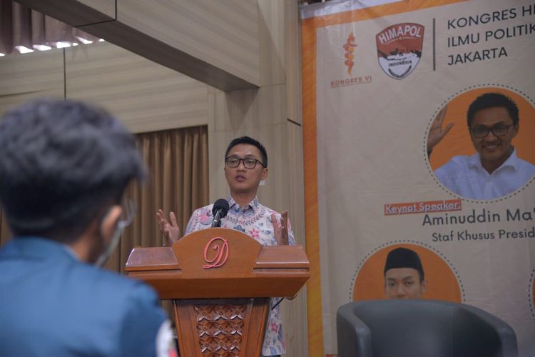 Stafsus Presiden Aminuddin Maruf saat membuka Seminar Nasional Kongres Himpunan Mahasiswa Politik (Himapol) ke-IV, di Jakarta, Selasa 9 November 2021.