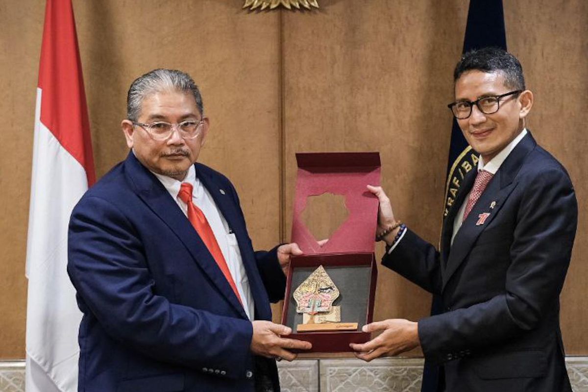Menparekraf Sandiaga Uno bersama Menteri Luar Negeri II Brunei Darussalam Dato Seri Setia Haji Erywan membahas peluang kerja sama pariwisata dan ekonomi kreatif antar kedua negara, Jakarta, Selasa (16/8/2022).