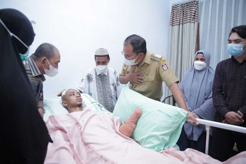 Danny Pomanto Tanggung Biaya Pengobatan Korban Penyerangan Asrama Mahasiswa di Makassar