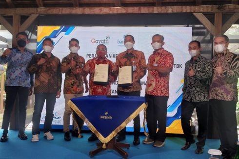 Dukung UMKM Super Mikro, Bank BJB Bersama Gayatri Microfinance Salurkan Kredit