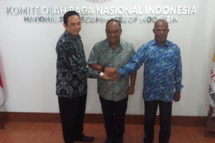 Kesepakatan itu dituangkan dalam Perjanjian Kerjasama yang ditandatangani Ketua Umum KONI Pusat Letjen TNI (Purn) Marciano Norman, Ketua Harian PB PON 2020 Yunus Wonda dan Direktur LPDUK Agus Hardja Santana di Kantor KONI Pusat Jakarta, Jumat (2/8) siang.