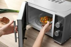 5 Makanan yang Tidak Boleh Dimasukkan ke Microwave