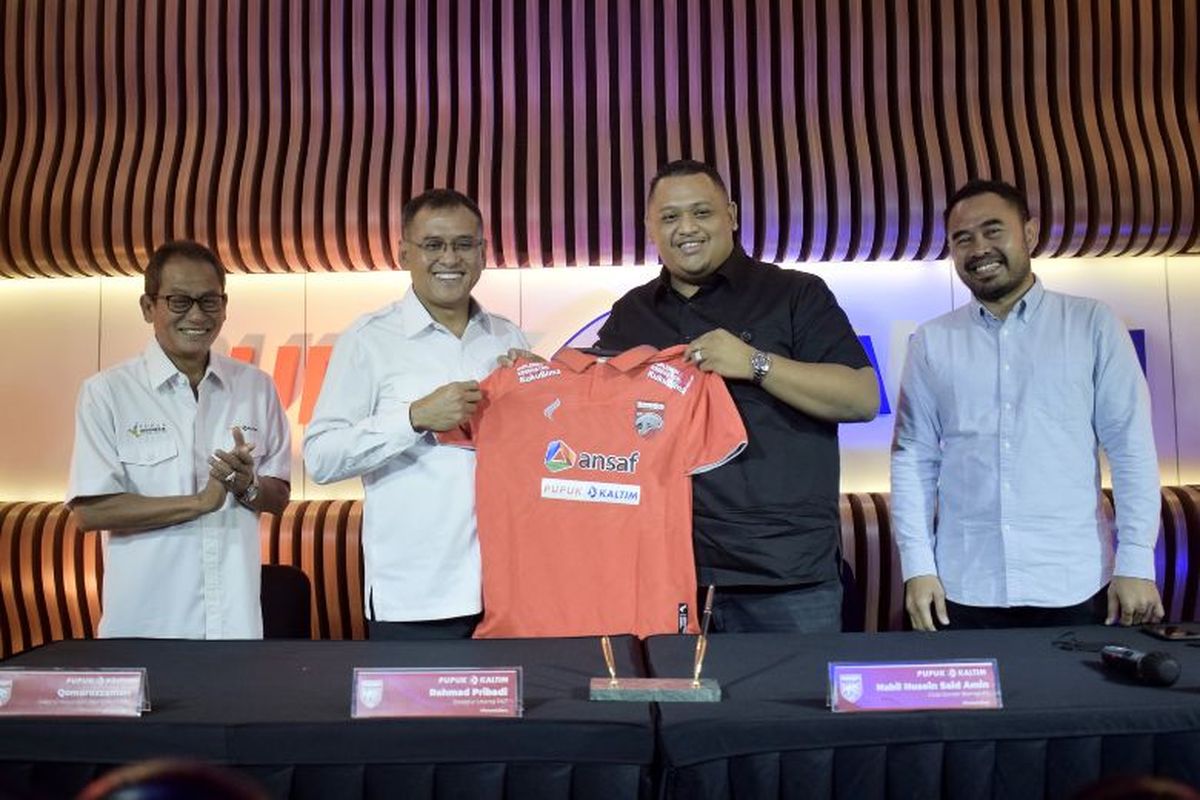 Pupuk Kaltim bersinergi majukan persepakbolaan Indonesia dengan menjadi sponsor Borneo FC (Dok. Pupuk Kaltim)