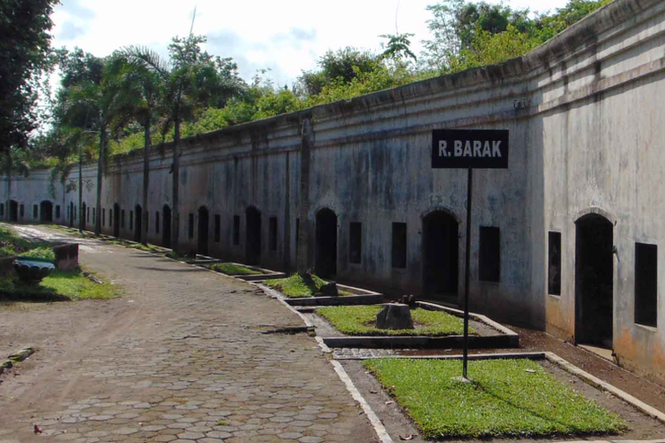 Benteng Pendem Cilacap, Kabupaten Cilacap, Jawa Tengah 