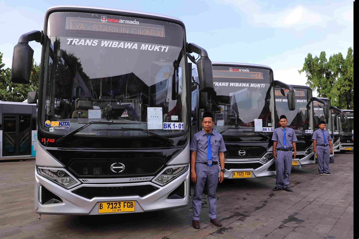 Bus Trans Wibawamukti Bekasi