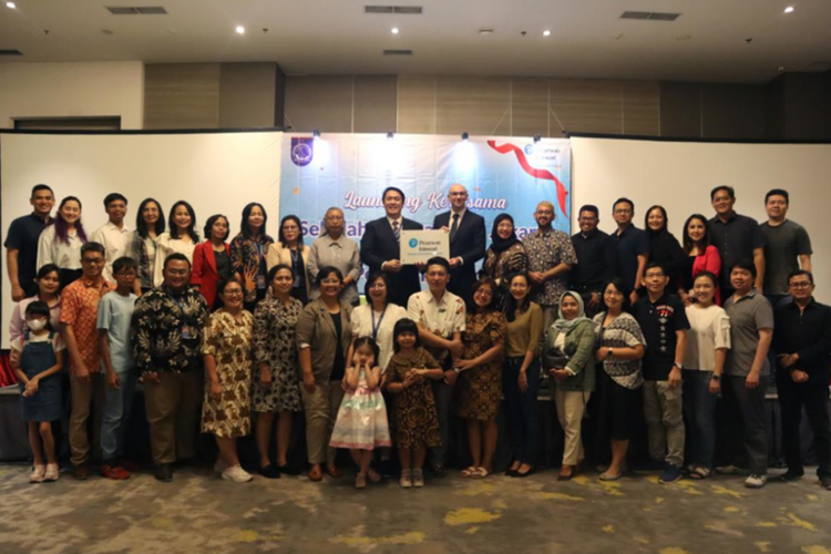 Launching Kerjasama Sekolah Regina Pacis-Jakarta dengan Pearson Edexcel UK