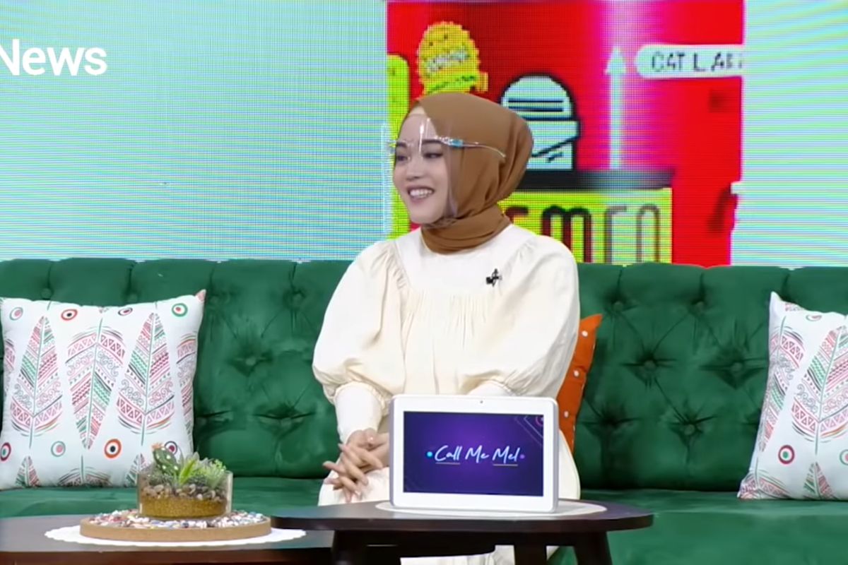 Putri Delina