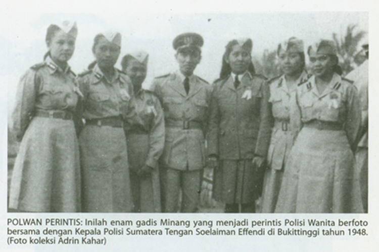 Sejarah hari lahir Polwan tak lepas dari kehadiran enam calon polisi wanita pertama yang lolos seleksi mengikuti pendidikan inspektur polisi di Sekolah Polisi Negara Bukittinggi, Sumatera Barat, pada 1 September 1948. Oleh karena itu, 1 September 1948 ditetapkan sebagai hari lahir Polwan. 