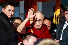 Dalai Lama Tak Khawatirkan Donald Trump