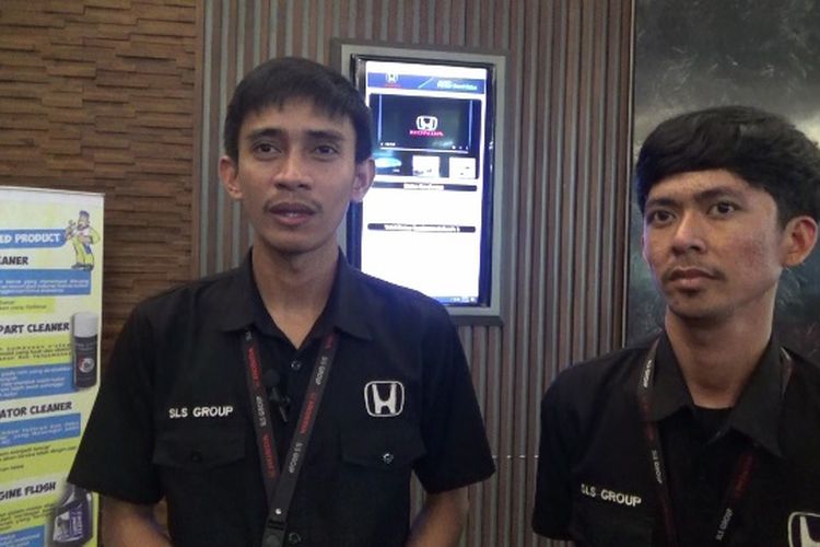 Supervisor Accounting Honda Sanggar Laut, Kamal dan Staf HRD Honda Sanggar Laut, Rey saat dikonfirmasi terkait kasus hilang dan tewasnya Feni Ere, Rabu (12/3/2025).