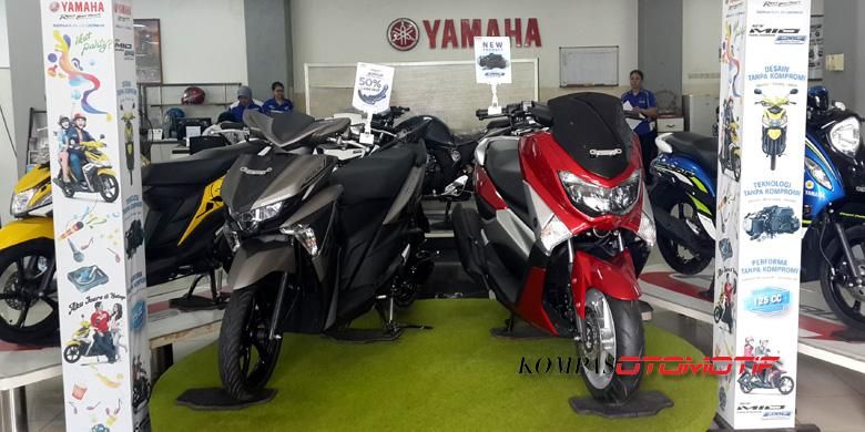 Deretan sepeda motor Yamaha di dealer PT Surya Timur Sakti Jatim (STSJ) Banjarmasin.