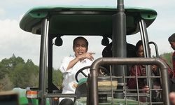Tekan Karhutla, Jokowi Minta Kementan Genjot Modernisasi Pertanian