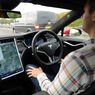 Pengemudi Tesla Hampir Tewas dan Tanggapan Santuy Elon Musk
