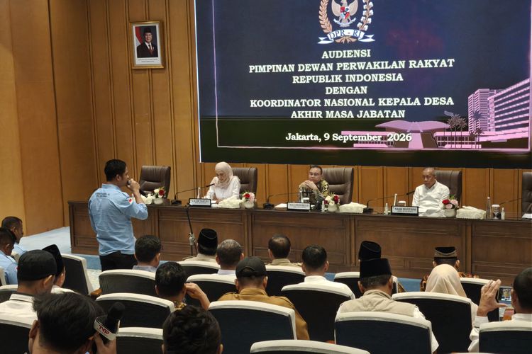 Pimpinan DPR Audiensi dengan Kepala Desa AMJ, Tampung Aspirasi soal Masa Jabatan