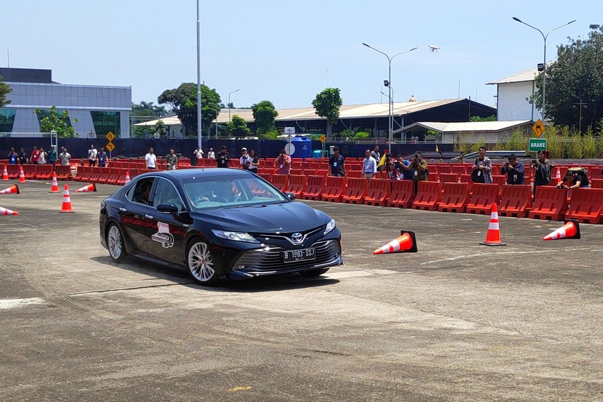 Toyota perkenalkan fasilitas Toyota Driving Experience (TDE) di Sunter, Jakarta- Utara