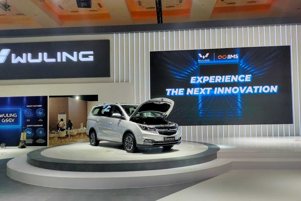 persiapan Wuling jelang pembukaan IIMS Hybrid 2022 ( Kompas.com/ Janlika Putri)