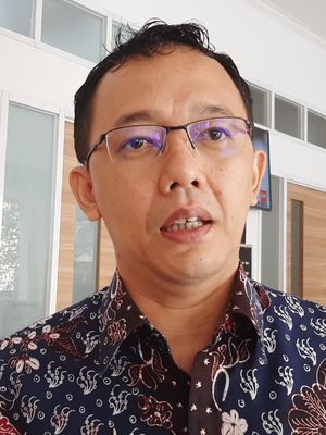 Komisioner Komnas HAM Beka Ulung Hapsara di kantor Komnas HAM, Menteng, Jakarta, Senin (2/3/2020).