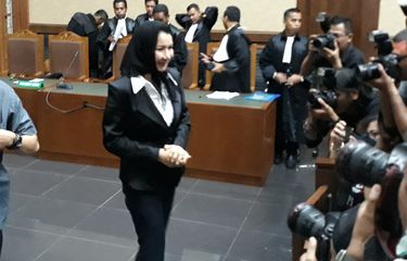 Menurut Saksi, Ada Pemberian Rp 5 Miliar untuk Bebaskan Ayah Rita ...