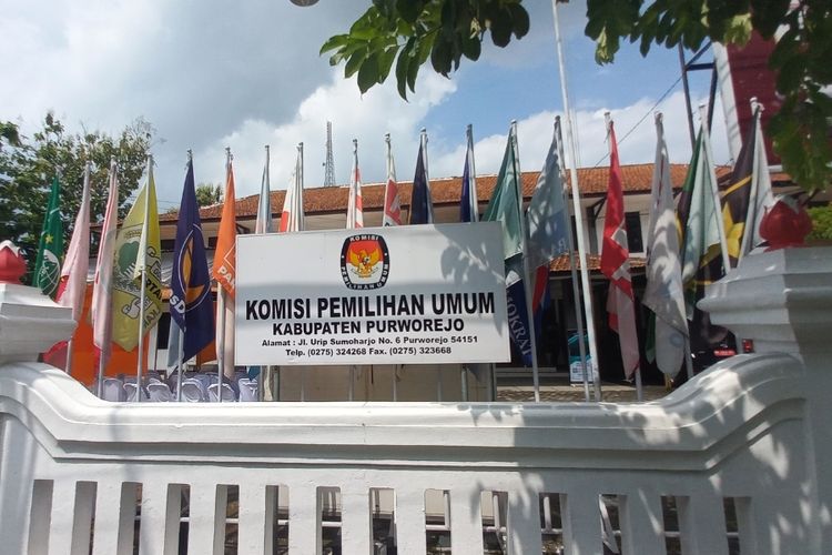 Komisi Pemilihan Umum (KPU) Kabupaten Purworejo, Jawa Tengah, akan membuka pendaftaran Kelompok Penyelenggara Pemungutan Suara (KPPS) pada tanggal 11 – 20 Desember 2023. 