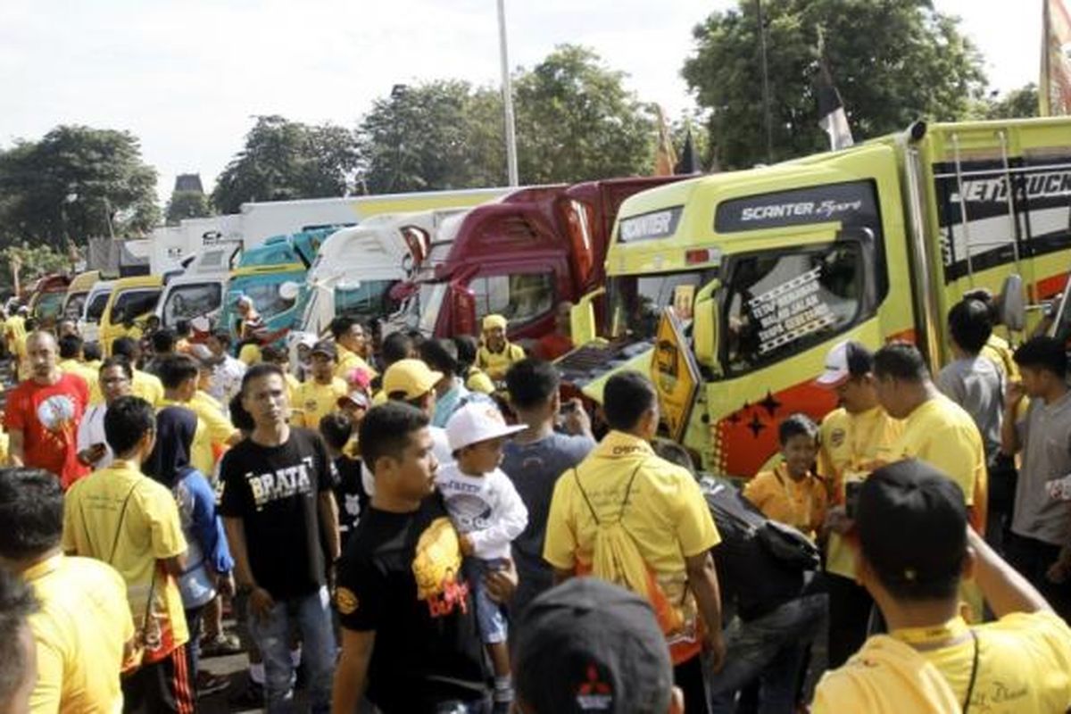 Kemeriahan peryaan sejuta mimpi Truk Colt Diesel di TMMI.