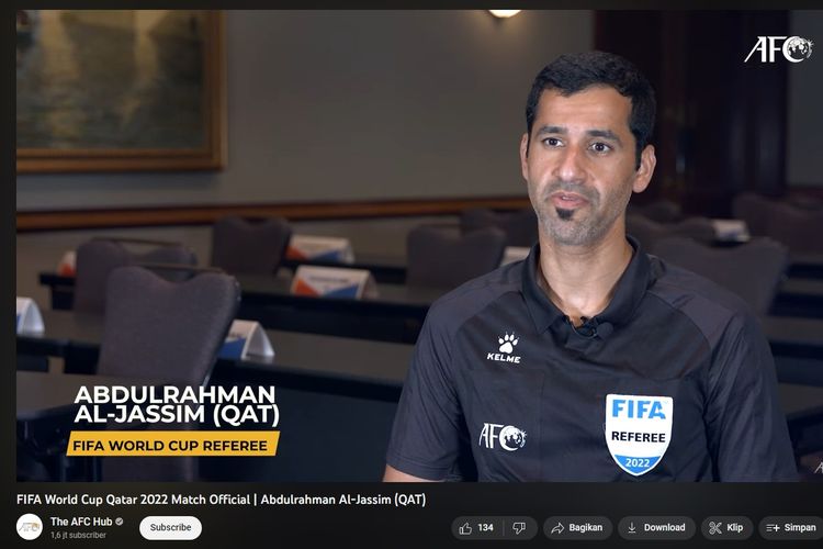 Tangkapan layar YouTube The AFC Hub, wawancara dengan wasit Piala Dunia 2022 Abuldarhman Al-Jassim