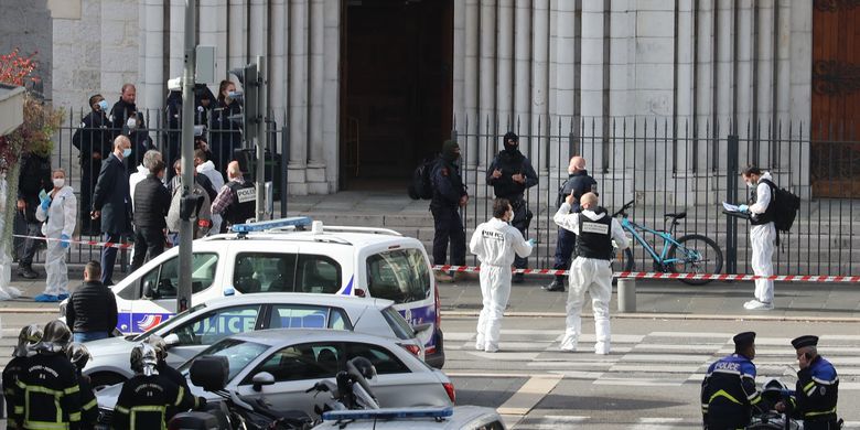 Suspect of Murder in the French Church: 21 Year Old Tunisian Man Page all