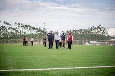 Jokowi dan Para Menteri Tinjau Training Center PSSI di IKN, ADHI Pastikan Fasilitas Dibangun Sesuai Standar Internasional