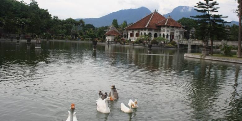 Taman Ujung di Karangasem, Bali.