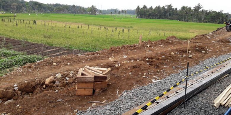 Kondisi aktual proyek Jalan Tol Salatiga - Kartasuro, Senin (25/9/2017).