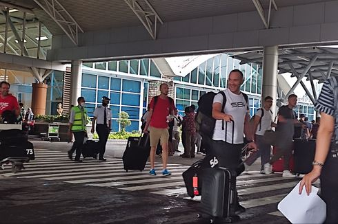 Tiba di Bandara Lombok, Pebalap WSBK Scott Redding: Senang Kembali ke Mandalika