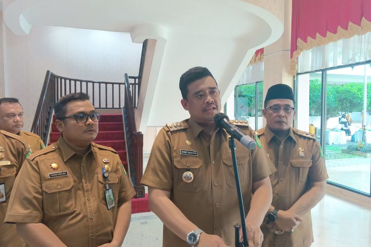 Walikota Medan, Bobby Nasution saat ditanya wartawan di kantornya, Senin (27/5/2024) 