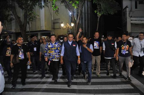 Berakhir Pekan di Surabaya, Anies Baswedan Jalan-jalan ke Tunjungan