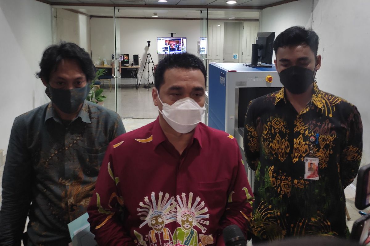 Wakil Gubernur DKI Jakarta Ahmad Riza Patria saat ditemui di Balai Kota DKI Jakarta, Kamis (10/6/2021)