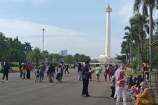 Datang Ketika Jam Operasional Monas Hampir Berakhir, Pengunjung: yang Penting Foto-foto Dulu