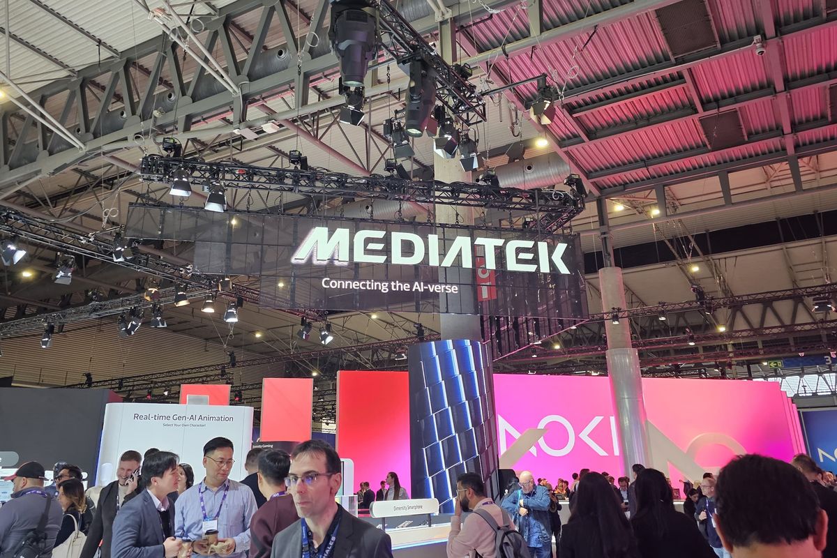 Booth MediaTek dalam ajang Mobile World Congress 2024 (MWC 2024) di Barcelona, Spanyol, Senin (26/2/2024). 