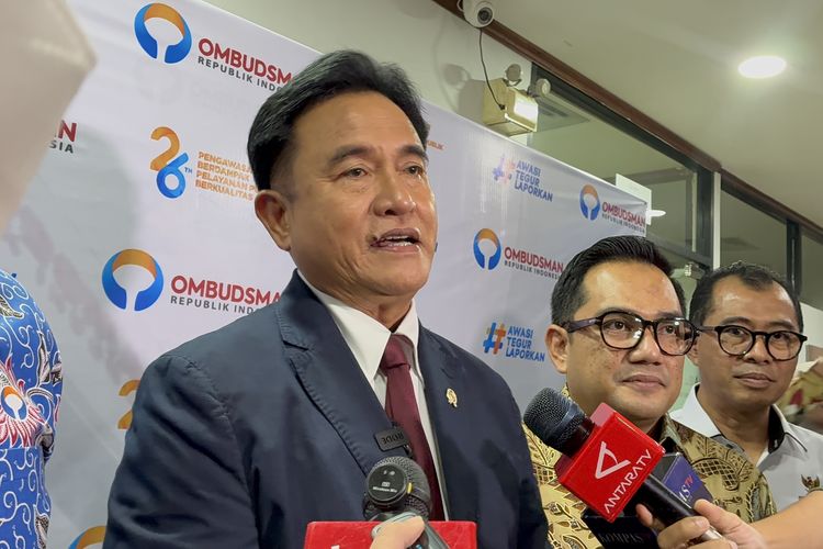 Yusril Nilai Korupsi Tak Bisa Diberantas Hanya Lewat Hukum