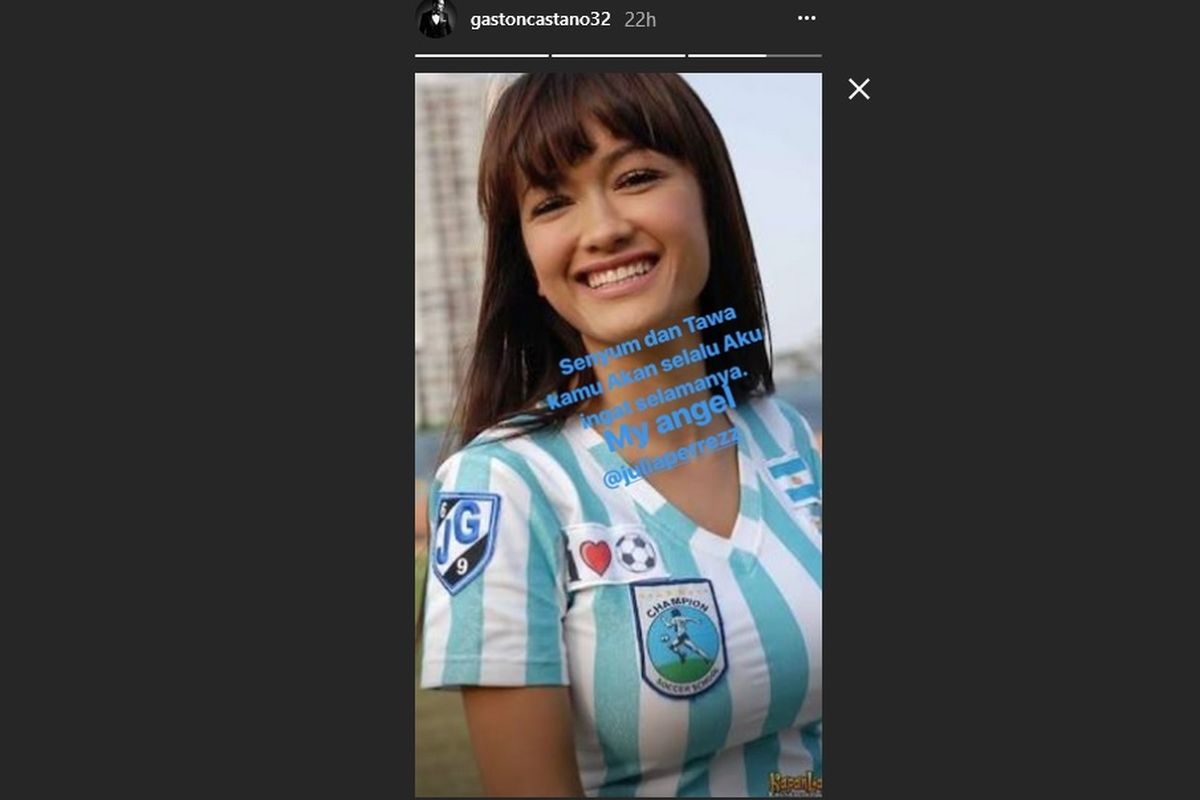 Pesepak bola Gaston Castano memasang foto mendiang Julia Perez pada fitur Insta Story-nya untuk mengenang satu tahun kematian mantan istrinya itu.