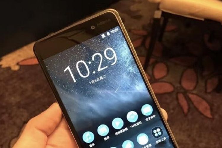 Nokia 6 menggunakan layar 5,5 inci dengan resolusi 1080x1920 piksel