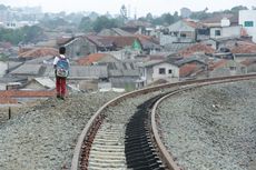 5 Dampak Buruk Tinggal di Rumah yang Dekat Rel Kereta Api