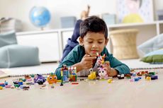 Bermain Bongkar Pasang Lego Berdampak Positif bagi Perkembangan Anak