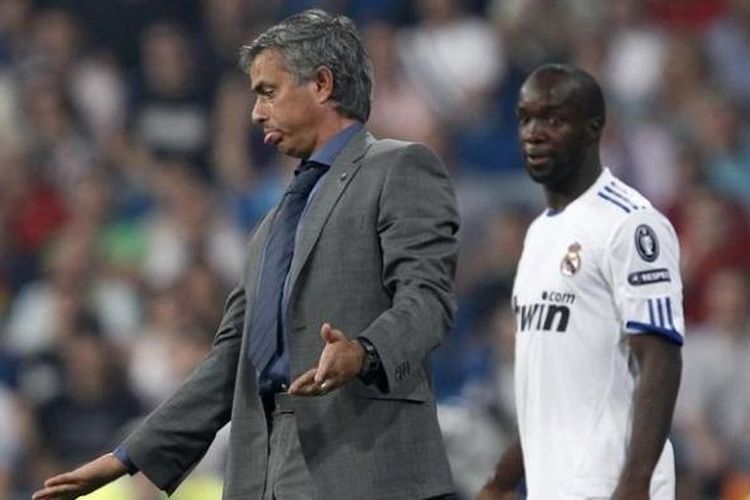 Lassana Diarra (kanan) saat masih di bawah asuhan Jose Mourinho di Real Madrid.