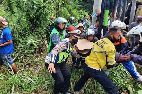 Pengendara Motor di Lampung Tewas Tertabrak Truk yang Tak Kuat Menanjak