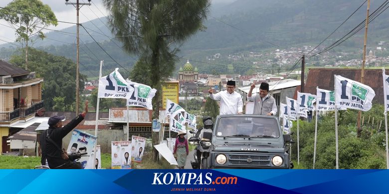Kampanye di Wonosobo, Cak Imin Sapa Warga dari Atas Jeep