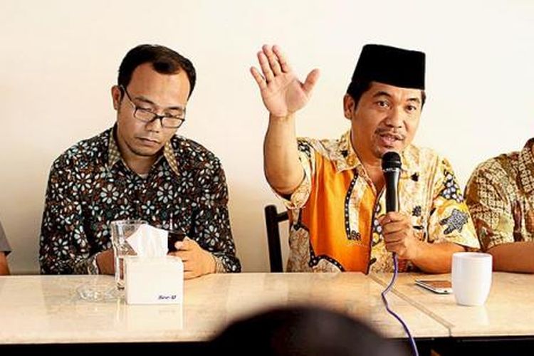 Kiri ke kanan, Benny Susatyo, Rizal Damanik, Ray Rangkuti, dan Arif Susanto dalam diskusi terkait pasal penghinaan presiden di Jakarta, Senin (10/8/2015). Mereka berharap, Presiden tidak lagi menghidupkan pasal tentang penghinaan dihapuskan dari  RUU KUHP karena mengekang kebebasan warga negara.