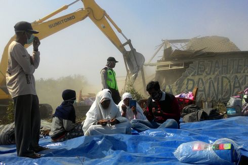 Rumahnya Digusur untuk Bandara, Ponerah Bersumpah Tidak Ikhlas 7 Turunan (1)