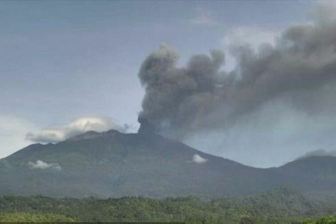 Video Asap Mengepul di Gunung Raung, Bagaimana Kondisinya Kini?