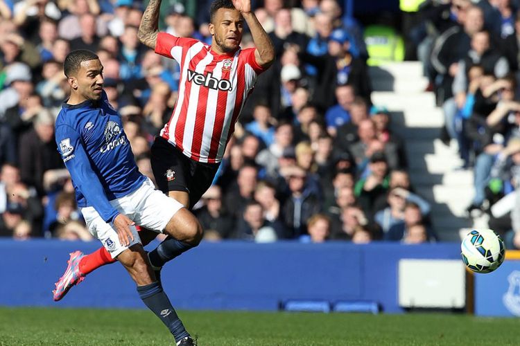 Gelandang Everton Aaron Lennon saat laga versus Southampton.